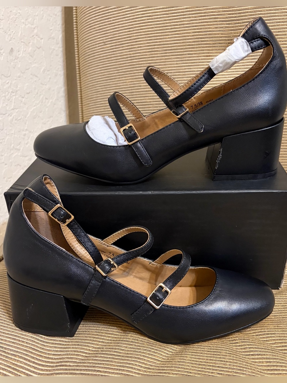 NWOT Chinese Laundry Moto Black Leather Mary Jane Ankle Strap Pump - Size 7.5